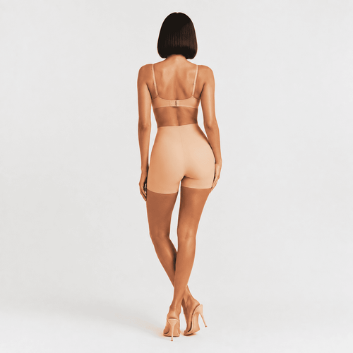 Short - NUDE